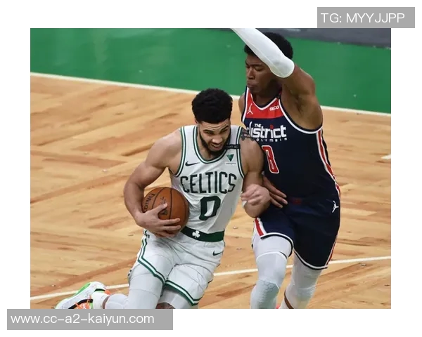 首节表现抢眼次节状态回落杰伦布朗半场数据分析与表现解读 首节表现抢眼次节状态回落杰伦布朗半场数据分析与表现解读