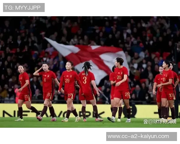 中国女足半场遭英格兰压制11分钟连失四球仅有一脚射门 中国女足半场遭英格兰压制11分钟连失四球仅有一脚射门